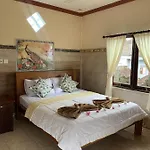 Tude\'S Family Homestay