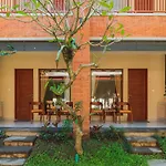Gana Hotel & Restaurant