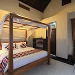 Aji Lodge Bungalow