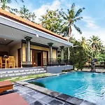 Villa New Era: 2-Levels Villa - Up To 9 Persons
