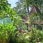 Villa Mahadevi Jungle Retreat Joglo 1