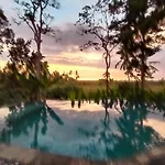 Uma Manyar Sunset Villa