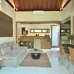 Kubu Manis Villa