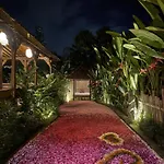 Kawan Antique Ubud Villa