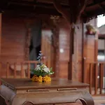 Teba Junjungan Cottages