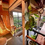 Sunshine Vintage House