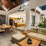 Villa Markandeya By Balisuperhost