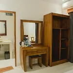 Pandu Guest House