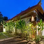 Bijia Villa W Private Pool - Peaceful Quiet Luxury Villa - Near Monkey Forest