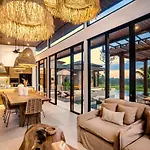 Villa Leyanah Dreams By Balisuperhost