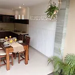 Dharma Shanti - Spacious Villa With Pool In Ubud
