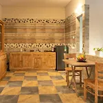 Townhouse, Pool & Kitchen, Ubud, Cucus Mondok