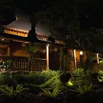 Green Tree House Villa Ubud