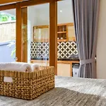 Nomads Paradise-1: Built For Freelancer Workers