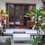 Guest House Sudara