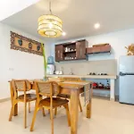 Dena\'S Place Ubud