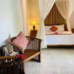 Aura Bisma Guesthouse