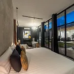 Rouge - Loft Edry