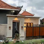 Bucu Kaja House
