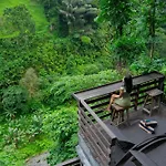 Ubud Paras Villa