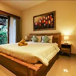 Harmony House 8: Rice Field View Room 2 Min Center