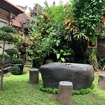 Mulan Dini House