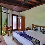Green Tree House Villa Ubud