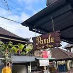 Pandu Guest House