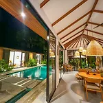 Villa Sunny Side Private Pool And Free Xmax Bike