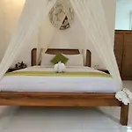 Bhuana Shanti Homestay