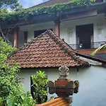 Yobi House