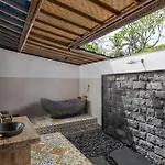 Wooden Ganeca Villas By Pramana Villas