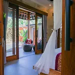 2 Seasons : Villa Star - Luxury With Private Pool