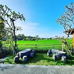Pondok Gandalangu Ubud-Dikelilingi Hamparan Sawah