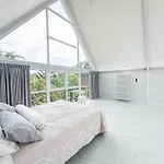 White Villa Ubud By Supala