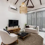 Ubud Blue Wave Villa Luxury 3 Bedroom & Private Pool