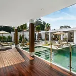 Villa Ciryandil By Balisuperhost