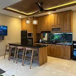 Dales Villa