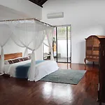 Rumah Putih