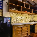 Nicely-Decorated Compact Villa With Plunge Pool