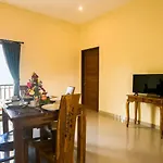 Greenfield Viewhouse: Spacious 2Nd Floor Lodging