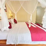 Canting Bali Suite