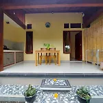 Bali Asli Guest House By Eps