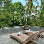 Luxury 2 Bedroom Private Pool Villa Zn100