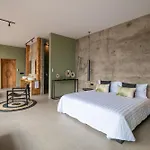 Rouge - Loft Emylia