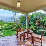 Balinese Antiques Single Level 3Br Villa In Ubud