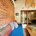 Design Private House In The Rice Fields