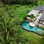 Villa Tavisha By Balisuperhost