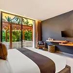 Ojasvini 6 Bedroom Private Pool Villa Zn209