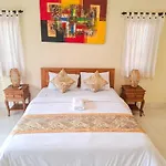 Evan House Homestay With Kitchens And Private Balconies